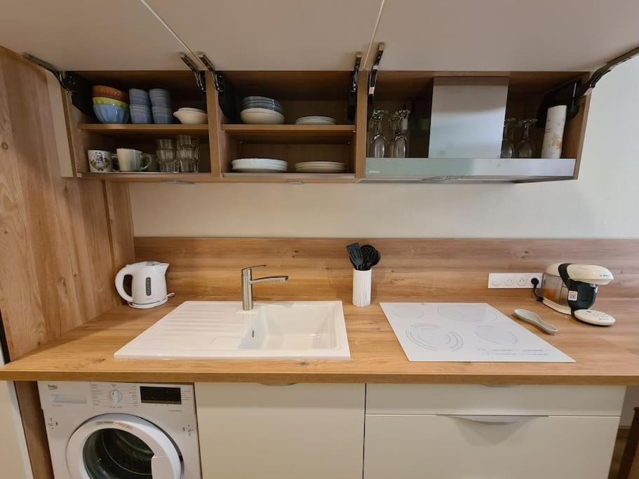 Appartement Au Calme Dans Residence Avec Piscine Boersch Bagian luar foto