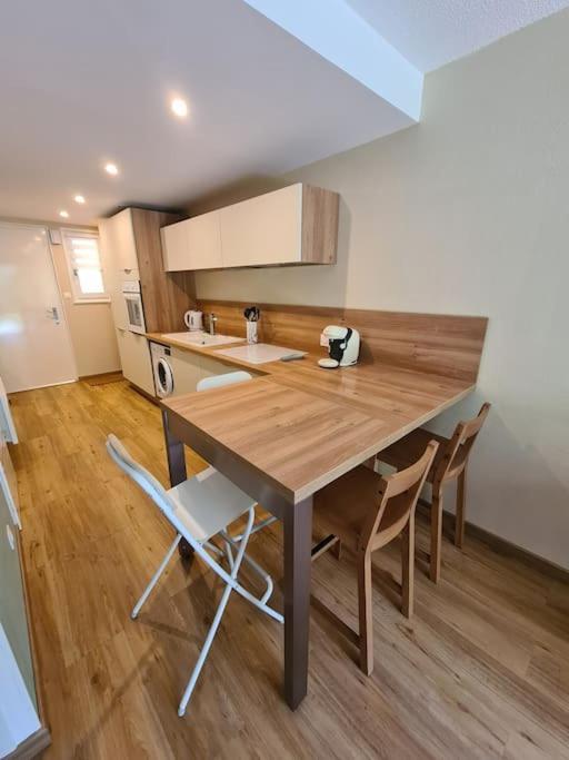 Appartement Au Calme Dans Residence Avec Piscine Boersch Bagian luar foto