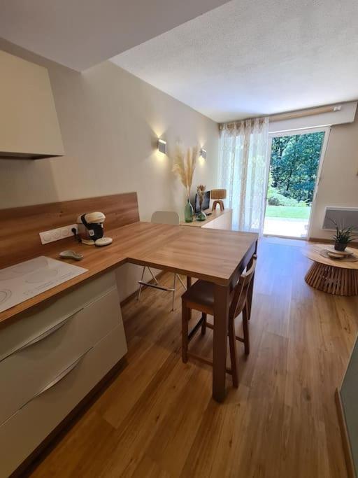 Appartement Au Calme Dans Residence Avec Piscine Boersch Bagian luar foto