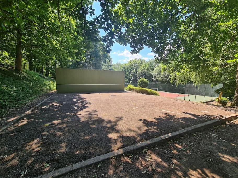 Appartement Au Calme Dans Residence Avec Piscine Boersch Bagian luar foto