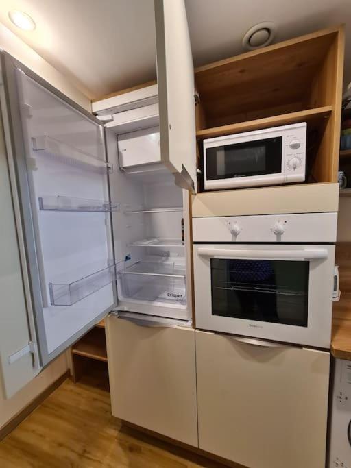 Appartement Au Calme Dans Residence Avec Piscine Boersch Bagian luar foto